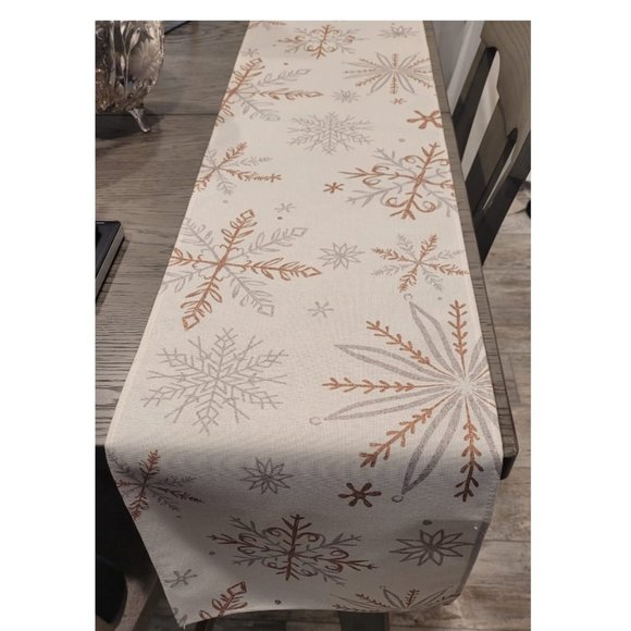 Christmas Table Runner Decorative Cloth Snowflake Decor Xmas Holiday Decoration - Picture 6 of 9